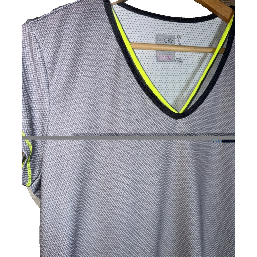 Lucky in Love Tennis Set Size L Gray White Yellow V-neck Top & Ruffle Skort - Picture 4 of 12